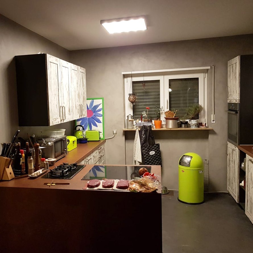 Küchenboden und Wand mit Mikrozement